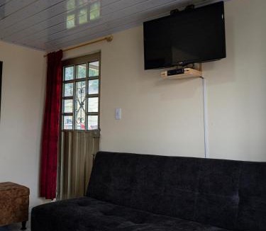 Tota House | Parador Turistico empanada de trucha