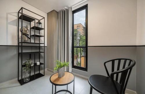 El Poblado Apartment | Poblado Walkable Loft - Parking Included