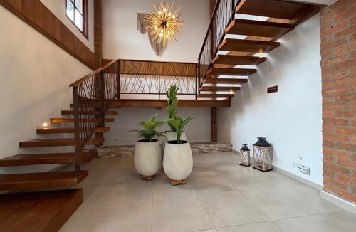 Envigado Villa | AMAZING EL POBLADO VIEWs-MODERN VILLA