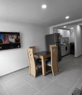 Ibague Apartment | Denier House Fuente de los Rosales - A 5 minutos de Centros Comerciales