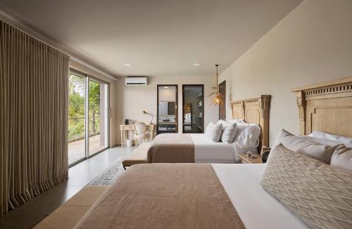 Guatape Hotel | Tau House
