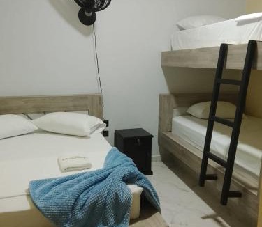 Socorro Hotel | Hotel y parqueadero La Colonia Inn