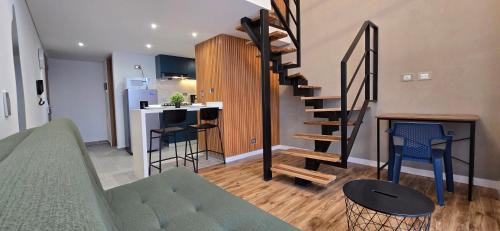 Modelia Apartment | SkyView Studio 402 Premium Level & Top Views Smart Check-in
