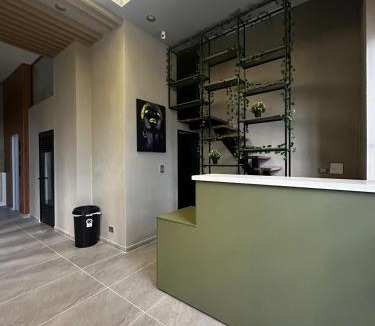 Modelia Apartment | Comfort Studio 204 Smart Stay near Embassy