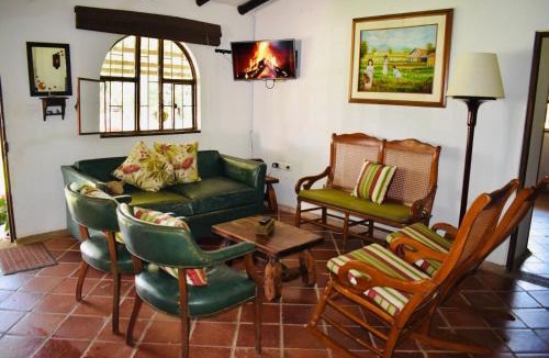 San Jose de Pare House | Casa de Campo - Descanso en Naturaleza, Barbosa Santander - El Cairo