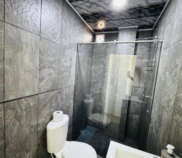 La Boquilla Apartment | Apartamentos el mochilero frente a la playa piso 2 apto 4