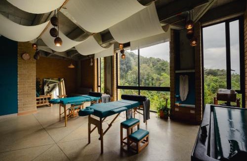 Marinilla Hotel | Cannúa Lodge Hotel