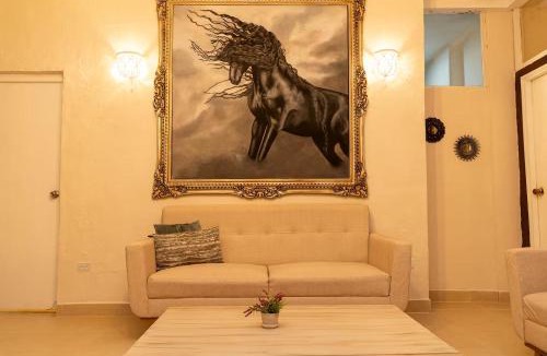 Cartagena Walled City House | Casa Quero 914, 3br Old city wifi jacuzzi