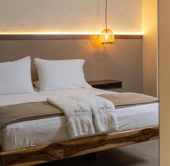 La Dorada Hotel | The Living Hub