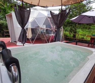 San Francisco Resort | Moradamafe