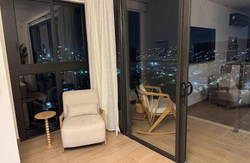 El Cabrero House | Infinity Pool Epic Views Walk to Old City