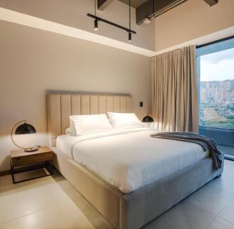 Patio Bonito Apartment | Mixa Apartment Pool Pilates Fast Wifi AC