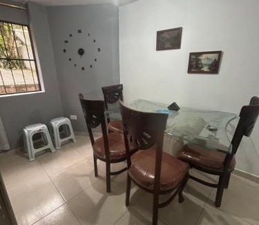 San Javier Apartment | Acogedora Casa cerca del Grafitour barrio La América San Javier