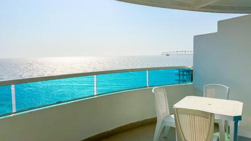 Bocagrande Apartment | Vista al Mar desde tu balcón Torres del Lago Cartagena