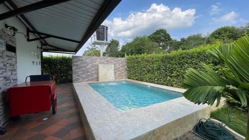 Monterrey Villa | La caɓaña