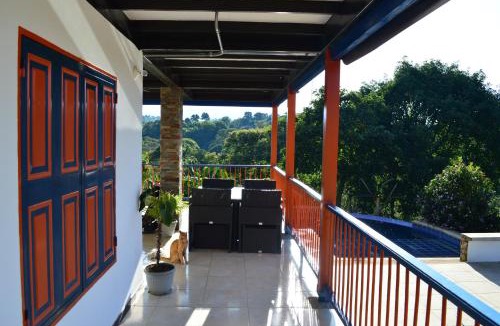 Filandia House | Finca La Coqueta Coffee Farm Stay near Filandia