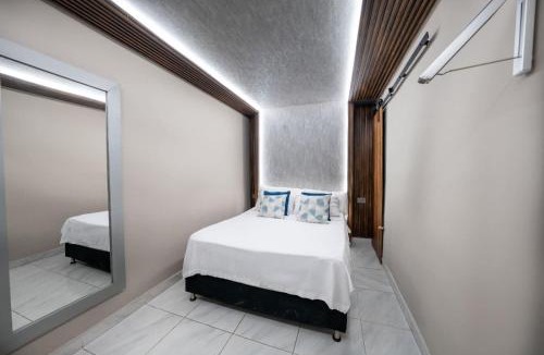 Zona Rosa Apartment | 5 Habitaciones con un Jacuzzi Privado