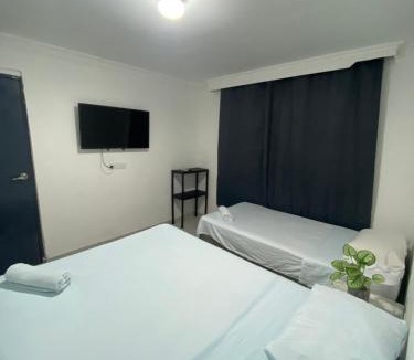 Urbanizacion Eliana House | Habitación Cerca al Aeropuerto #6