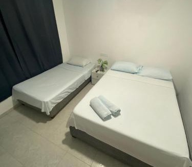 Urbanizacion Eliana House | Habitación Cerca al Aeropuerto #6