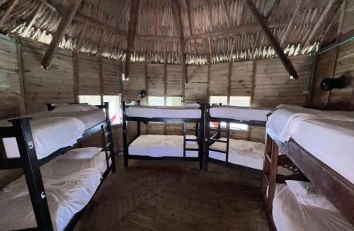 Isla Tintipan House | Casa en el agua