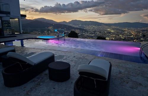 Envigado Villa | Glass Mansion Breathtaking 180 Panoramic View