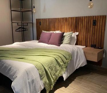 Estadio Villa | Boro House 6BR 4Jacuzzis in Laureles Medellin
