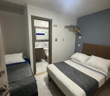 Puente Aranda Hotel | CASA HOTEL VICTORIA Av 30