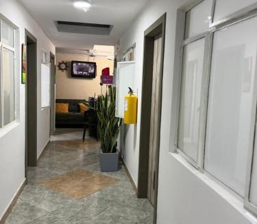 Puente Aranda Hotel | CASA HOTEL VICTORIA Av 30