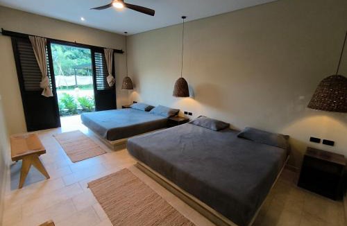 Villeta House | Gran Finca via Villeta en Condominio cerrado