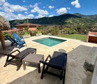 Copacabana Villa | Cabaña en Copacabana