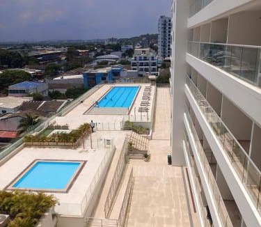 Urbanizacion Eliana Apartment | CB Lujoso Apartasuit -Vista al mar-linda piscina-cerca al Aeropuerto