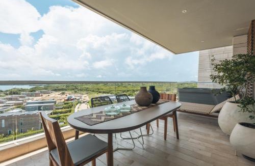 Porto Nao Apartment | 4BR Seaview Apartment at Calablanca D5