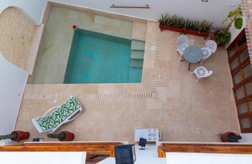 Pie del Cerro House | Casa Bali Castillo View Private Pool & Rooftop, Near Historic Center