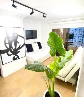 El Cabrero Apartment | Cabrero Beach 1008