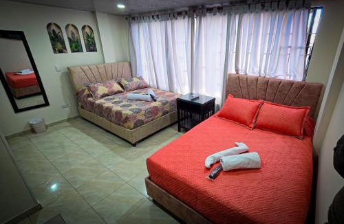Engativa Bed & Breakfast | Fly N' Stay Bogota