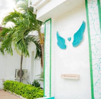 Ricaurte Hotel | La Puerta del Ángel LOW COST