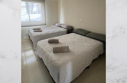 Manizales Apartment | Casa amoblada 15 personas 6 habitaciones 4 baños - Frente al terminal y cable aereo, Cerca de Expoferias, Bosque Popular y Termales del Otoño