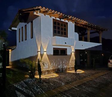 Marinilla Apartment | Finca con ducha externa, naturaleza y desconexión