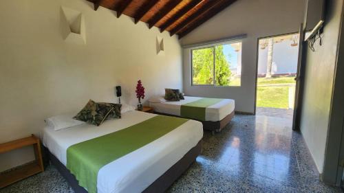 Puerto Triunfo Hotel | Hotel Parador del Gitano