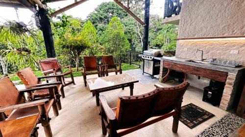 Quimbaya Villa | Villa exclusiva en Fincas Panaca, privacidad con Piscina y Jacuzzi