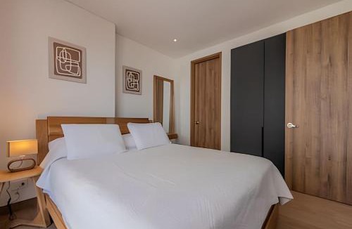 El Cabrero Apartment | New Murano Centro/Near Walled City/Panoramic Pool