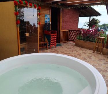 Cali House | Glamping y Cabañas SPLENDOR VILLA EL EDEN