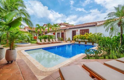 Quebrada Guadalejo Hotel | Casa Linaje Hotel Boutique -Cauca Viejo- Mayores de 10 años