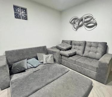 Sabaneta Apartment | Apto Centrico y Acogedor Parque principal Sabaneta