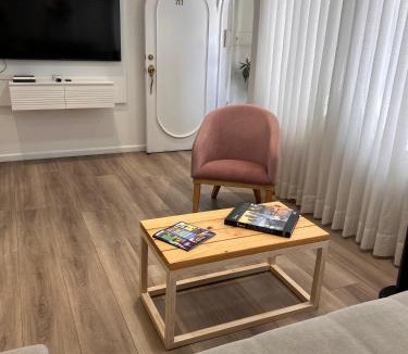 Granada Apartment | 711 Cozy Apartment in Granada Cali