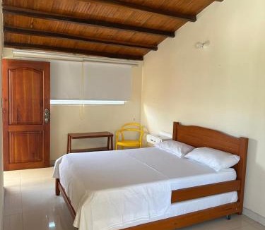 Pinchote House | La Casa del Conde