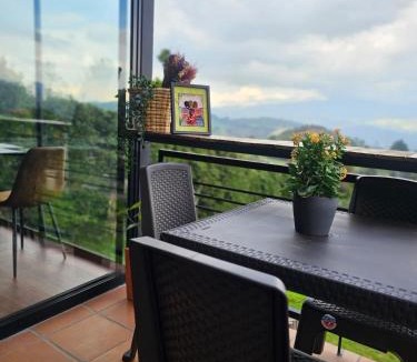 La Calera House | Cabaña Entre montañas La Calera