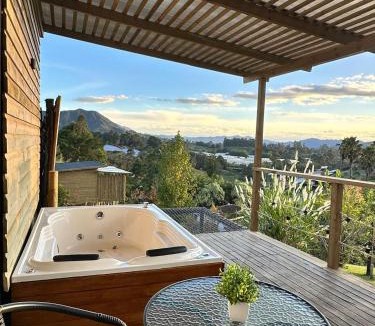 El Carmen de Viboral House | Alto Paraiso Glamping "B"