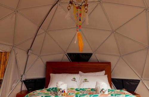 Silvania Other | Glamping Guacharaca cerca de Bogotá con vistas a la montaña