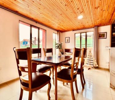 Aquitania House | Cabaña Valle del Lago de Tota Jacuzzi, Pet Friendly